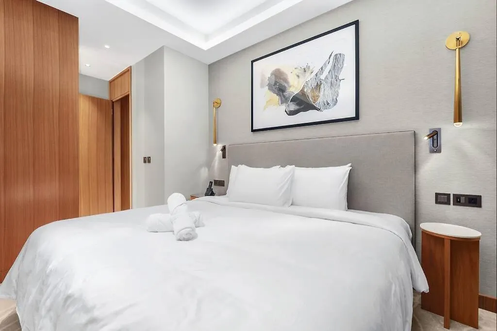 First Class 1Br Charming City Views Apartment Dubai